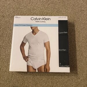 Calvin Klein Men’s Black 3-Pack V-Neck Undershirts